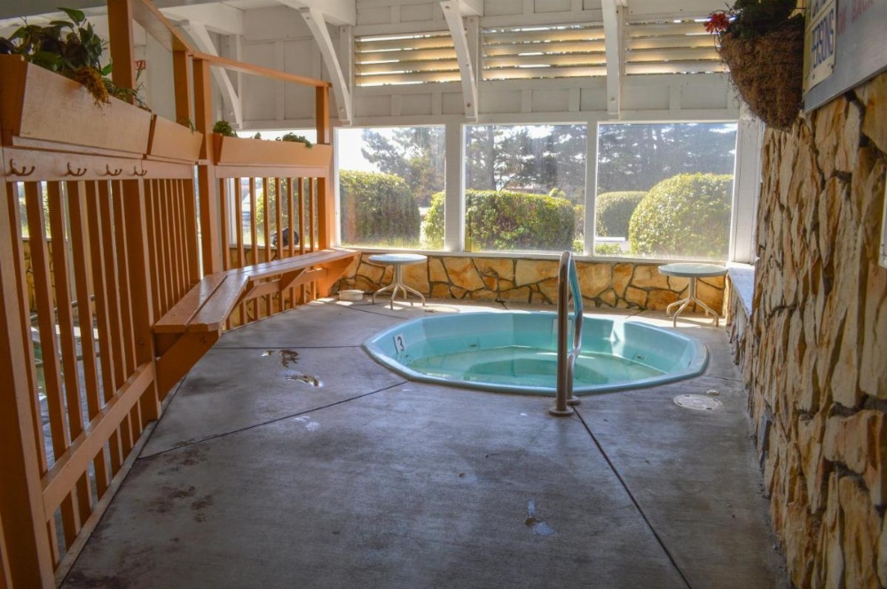 Silver Surf Motel Image 13