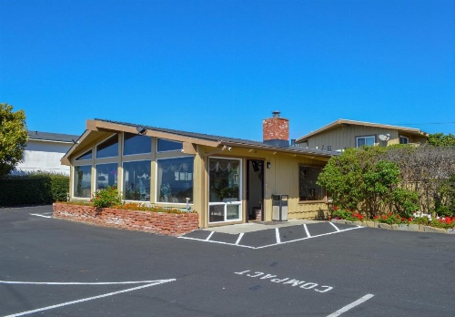 Silver Surf Motel image 15