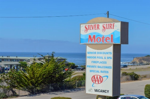 Silver Surf Motel image 24